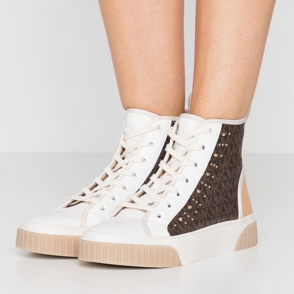 Michael Kors Gertie Studded High-Top  Size 9.5 - Picture 3 of 11